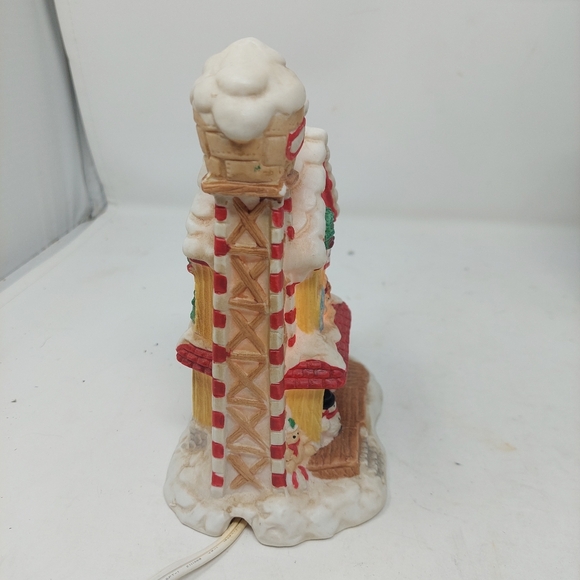 Vintage 1992 Fabri Center Christmas Village Gift Shop Hand Painted Porcelain - Picture 7 of 13